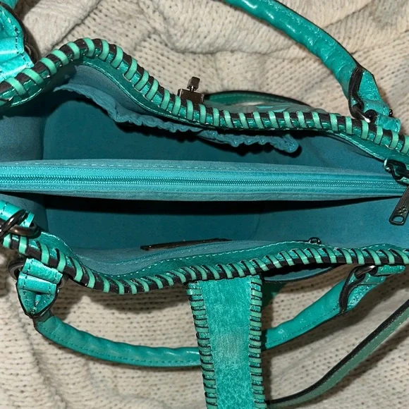 💙Patricia Nash Turquoise Crossbody Purse - Picture 10 of 16